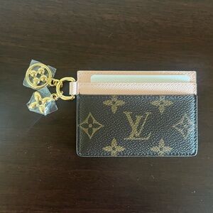 Authentic.LV Monogram Rose Ballerine Charms Card Holder With Gold Hardware.New.